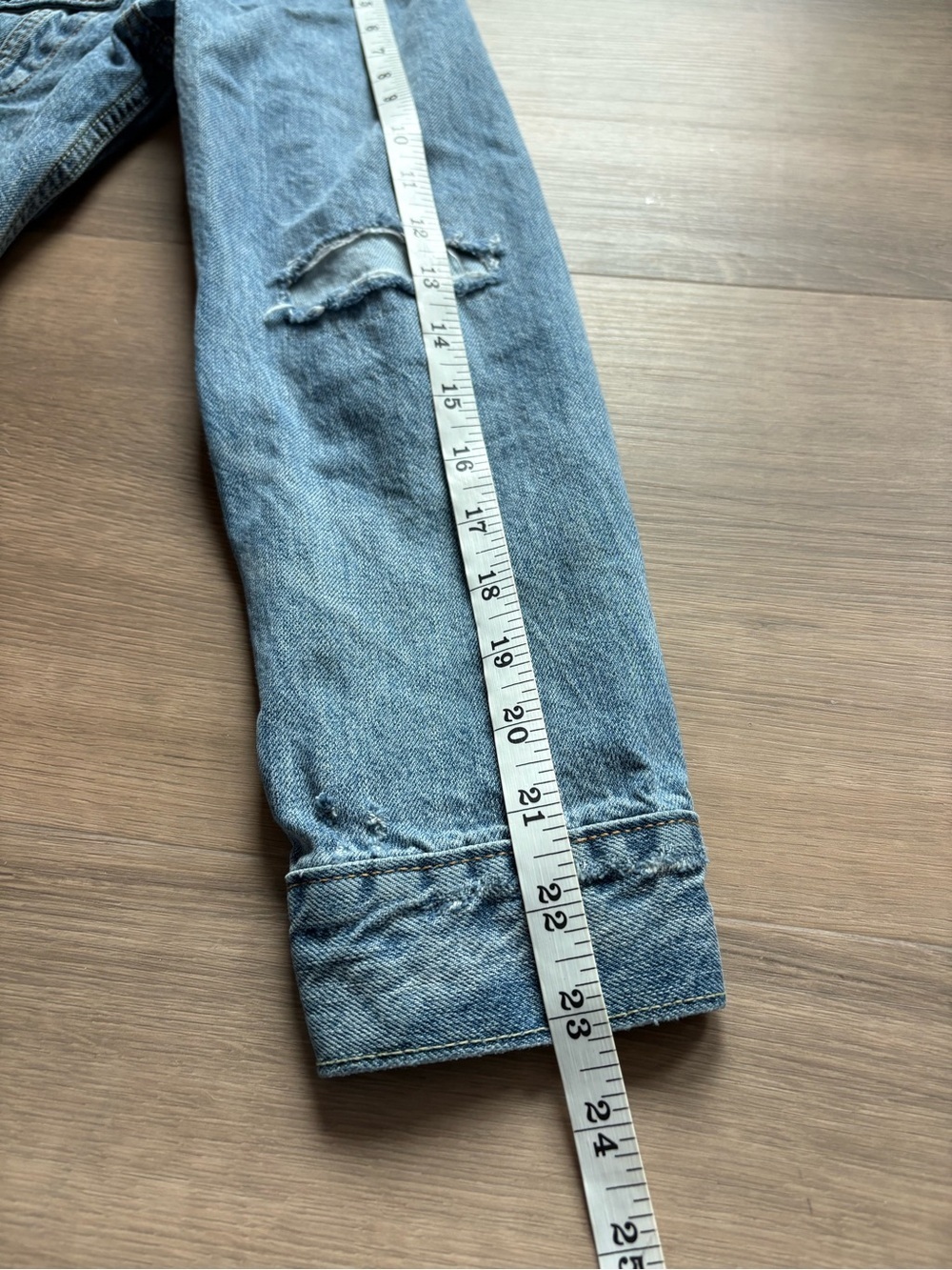 Levi's Distressed Denim Trucker Jacket Medium Blue- size S - Picture 10 of 11